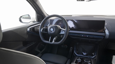 BMW X3 20d xDrive (pohľad do interiéru)