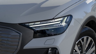 AUDI Q4 e-tron (pohľad zozadu)
