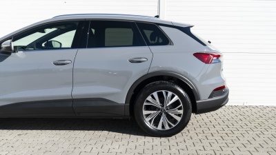 AUDI Q4 e-tron (pohľad do interiéru)