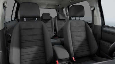 VW Touran 1.5 TSI Limited (pohľad do interiéru)