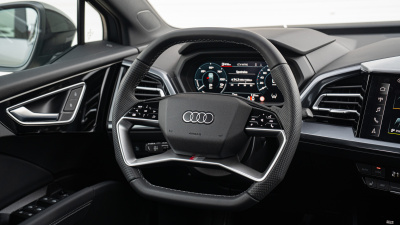 AUDI Q4 Sportback e-tron