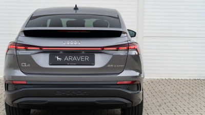 AUDI Q4 Sportback e-tron