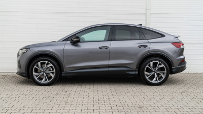 AUDI Q4 Sportback e-tron