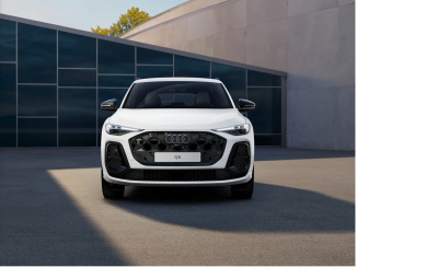 AUDI Q5 Sportback  2.0 TDI Quattro (pohľad zboku)