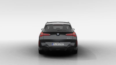 BMW X3 20d xDrive (pohľad do interiéru)