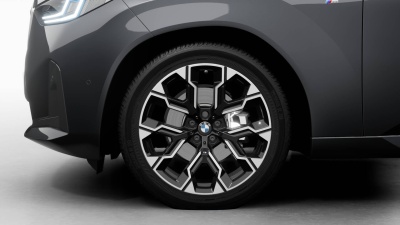 BMW X3 20d xDrive (pohľad spredu)