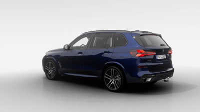 BMW X5 30d xDrive (pohľad zboku)