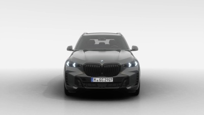 BMW X5 30d xDrive (pohľad do interiéru)