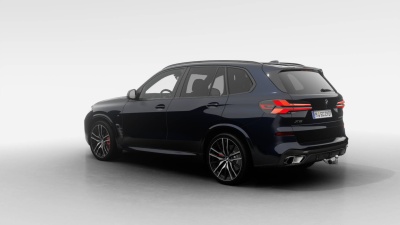 BMW X5 30d xDrive (pohľad zboku)