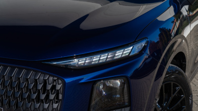 AUDI Q3 SUV 2.0 TDI (pohľad zboku)