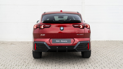 BMW X2 20d xDrive (pohľad do interiéru)