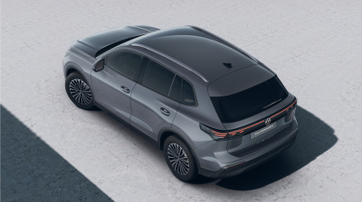 VW Tiguan 1.5 eTSI Limited (pohľad do interiéru)