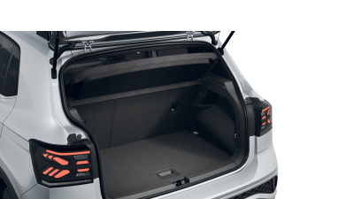 T-Cross R-Line Limited 1.0 TSI  (pohľad do interiéru)