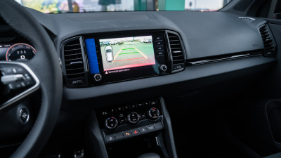 Škoda Karoq 1.5 TSI Sportline (pohľad do interiéru)