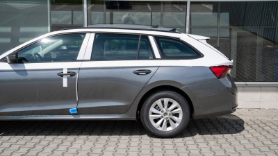 Škoda Octavia Combi 1.5 TSI Drive 130 (pohľad do interiéru)