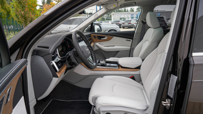 AUDI Q7 3.0 TDI Quattro (pohľad zozadu)