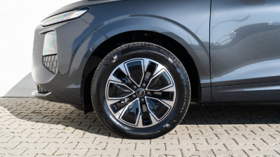 AUDI Q3 1.5 TFSI (pohľad do interiéru)