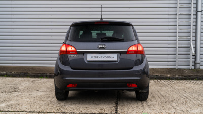 KIA Venga 1.4 CVVT (pohľad spredu)