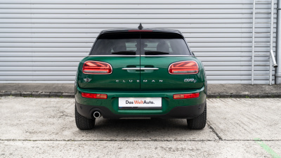 Mini Cooper 2.0 D Clubman (pohľad spredu)