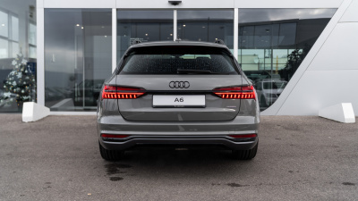 AUDI A6 Allroad 3.0 TDI Quattro (pohľad spredu)
