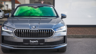 Škoda Superb 2.0 TDI Top Selection (pohľad zozadu)