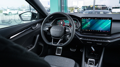 Škoda Octavia Combi 1.5 TSI Sportline (pohľad do interiéru)
