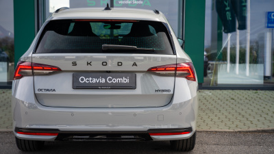 Škoda Octavia Combi 1.5 TSI Sportline