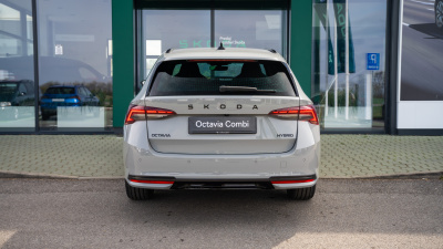 Škoda Octavia Combi 1.5 TSI Sportline
