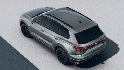 VW Touareg 3.0 TDI R-Line Limited (pohľad do interiéru)