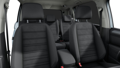 VW Touran 1.5 TSI Limited (pohľad do interiéru)