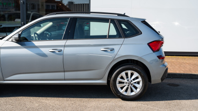 Škoda Kamiq 1.0 TSI Selection (pohľad do interiéru)