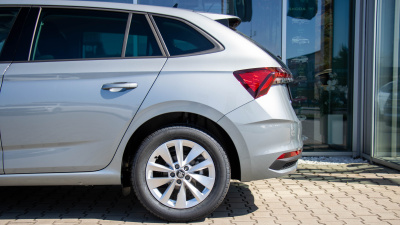 Škoda Scala 1.0 TSI Extra Plus (pohľad do interiéru)