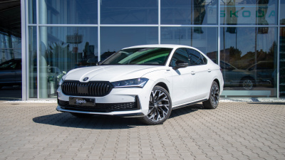 Škoda Superb 1.5 TSI iV Sportline (základný pohľad)