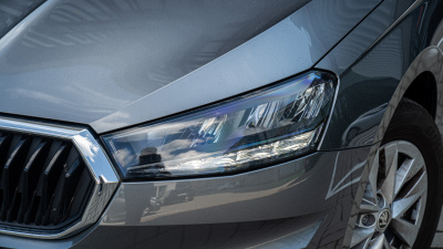 Škoda Fabia 1.0 MPI Essence (pohľad do interiéru)