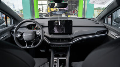 Škoda Elroq 60 Sportline (pohľad do interiéru)