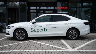 Škoda Superb 1.5 TSI PHEV Top Selection  (pohľad zozadu)