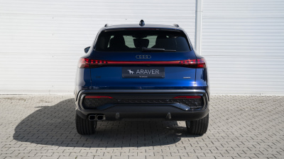 AUDI Q5 2.0 TDI Quattro (pohľad do interiéru)