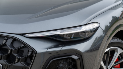 AUDI Q5 2.0 TDI Quattro (pohľad zboku)