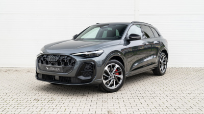 AUDI Q5 2.0 TDI Quattro (základný pohľad)