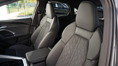 AUDI Q5 Sportback 2.0 TDI Quattro (pohľad do interiéru)