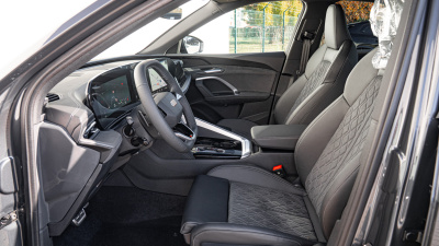 AUDI Q5 Sportback 2.0 TDI Quattro (pohľad zozadu)