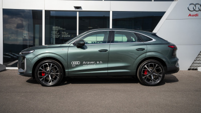 AUDI Q3 Sportback 2.0 TFSI Quattro (pohľad zboku)