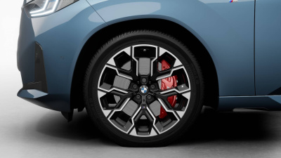 BMW X3 20d xDrive (pohľad spredu)