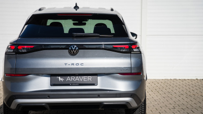 VW T-Roc 1.5 eTSI Life (pohľad do interiéru)