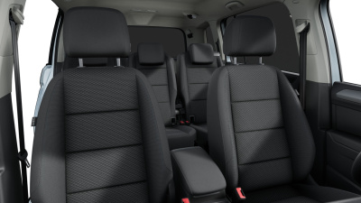 VW Touran 1.5 TSI Limited (pohľad do interiéru)