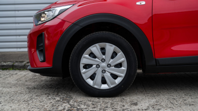 Kia Stonic 1.2 DPi Silver (pohľad do interiéru)