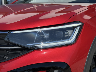 VW Taigo 1.5 TSI R-Line Limited (pohľad zozadu)