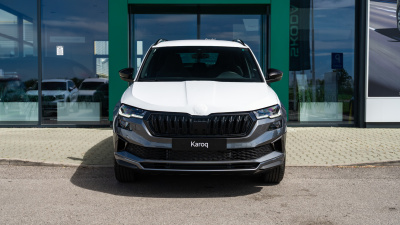 Škoda Karoq 1.5 TSI Sportline (pohľad zozadu)