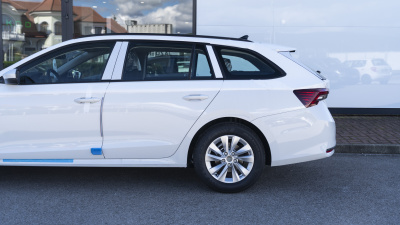 Škoda Octavia Combi 1.5 TSI Extra (pohľad do interiéru)