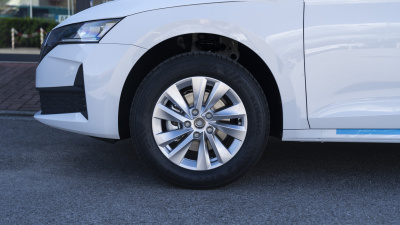 Škoda Octavia Combi 1.5 TSI Extra (pohľad do interiéru)